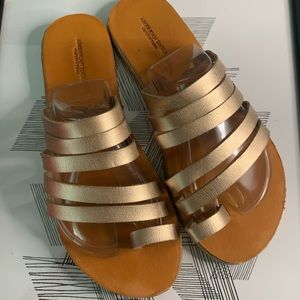 American Eagle Rose Gold Sandals